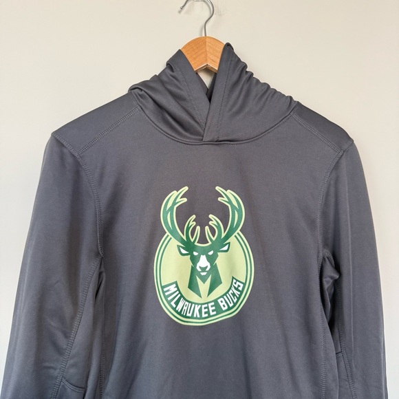 Milwaukee Bucks Outer Stuff Pullover Logo Hoodie Sweatshirt Gray Youth - Picture 5 of 16